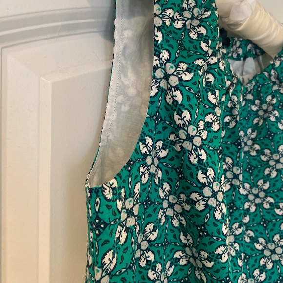 Vineyard Vines Tie Back Printed Sleeveless Magnolia Top - Picture 4 of 7